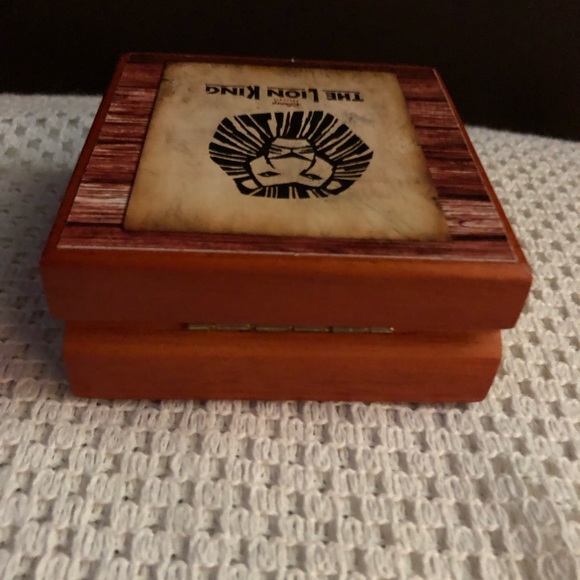 Walt Disney Lion King 15th Anniversary 1994 Bronze Medallion Coin #89/1000 - Picture 10 of 10